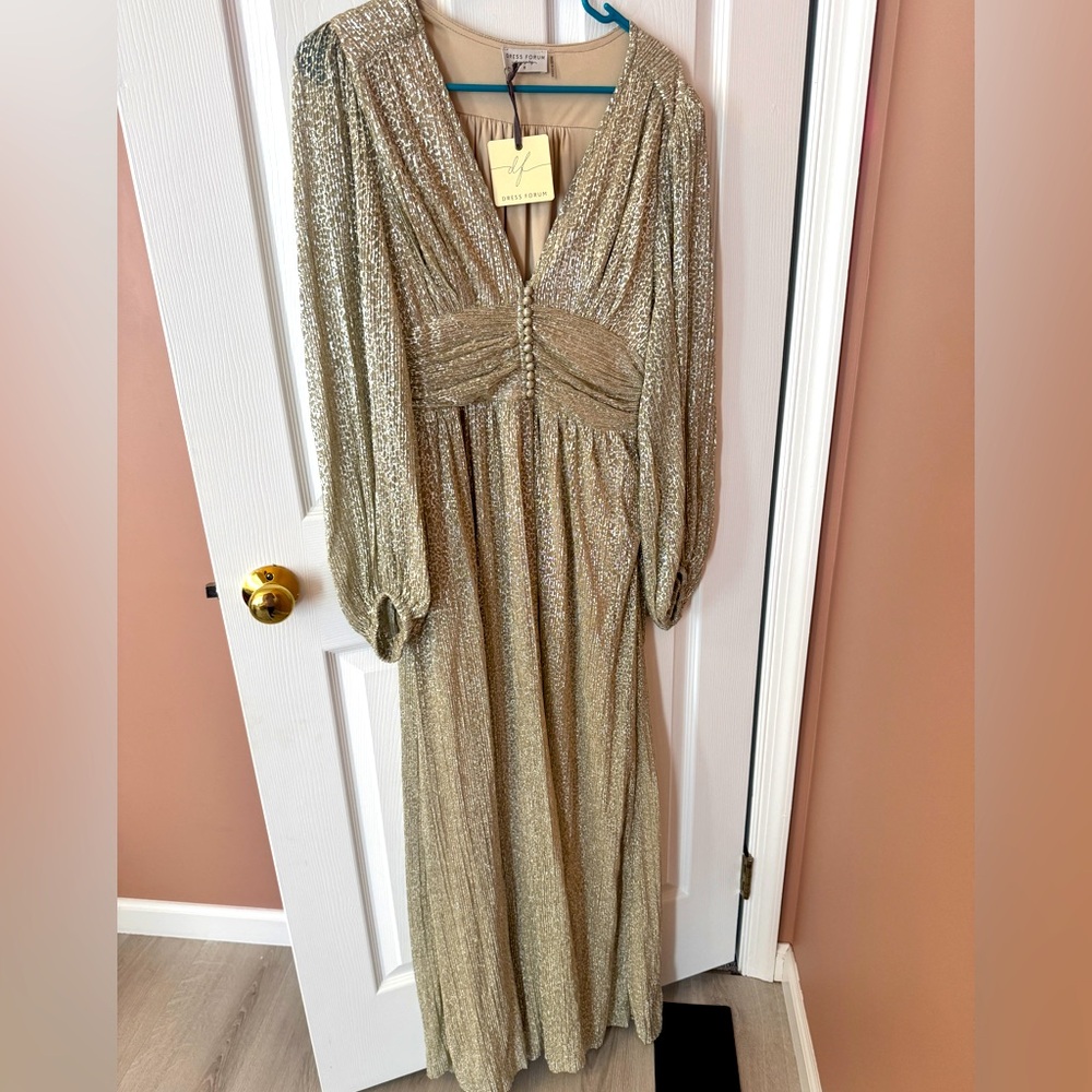 NWT dress forum size Small (stretchy) gold small cheetah print long sleeve maxi